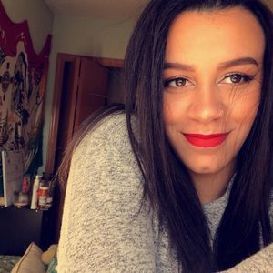 Meet your Posher, Jade